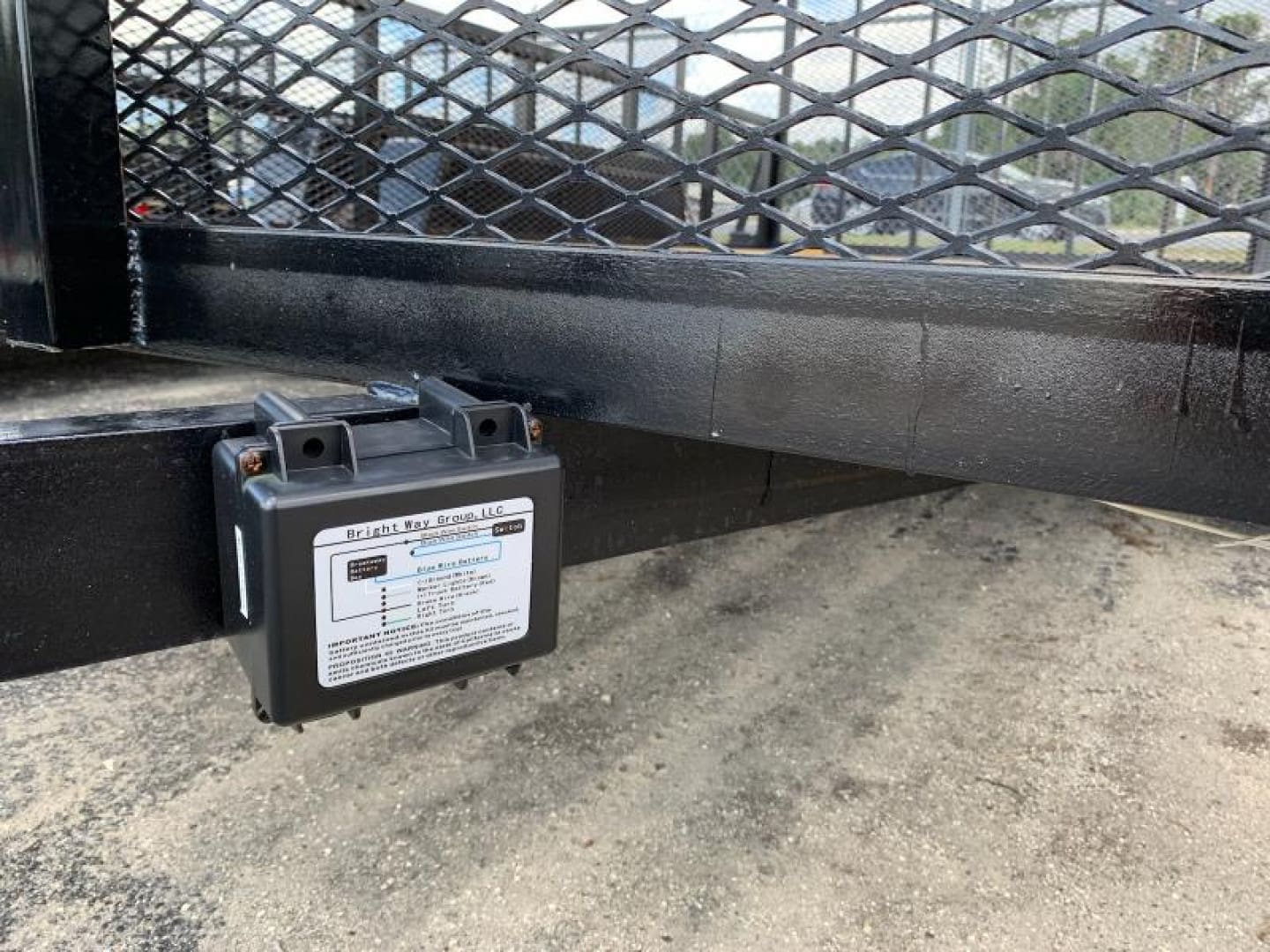 Trailer hitch with mounted electronic device